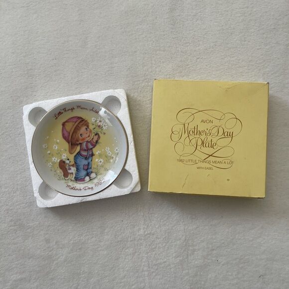 VINTAGE AVON 1982 Mother’s Day‎ Mini Collectible Plate"Little Things Mean A Lot" - Picture 9 of 9